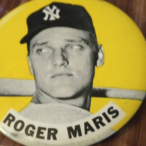 Roger Maris Button - Picture 3 of 3